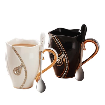2018, Роскошные кофейные кружки в европейском стиле с ложкой, Керамические чашки с ожерельем, чашка для послеобеденного чая, Бутылка для молока и воды, подарок для влюбленных