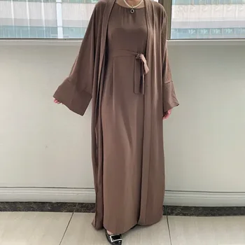Ближний Восток Дубай Арабский мусульманский традиционный однотонный шифоновый халат на бретельках Комплект из двух предметов Модель реального времени